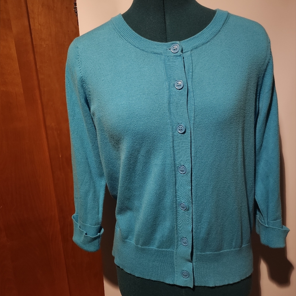 Used Women's Turquoise  Cardigan Sweater